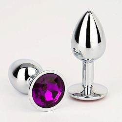 Анальная пробка Оки-Чпоки серебряная с тёмно-фиолетовым кристаллом d=28 мм